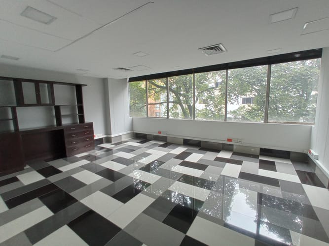 Oficina en arriendo en Santa María De Los Ángeles, Medellín, 123 m² · foto 5 de 7