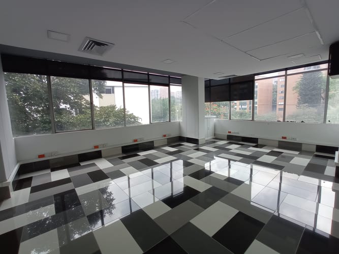 Oficina en arriendo en Santa María De Los Ángeles, Medellín, 123 m² · foto 7 de 7