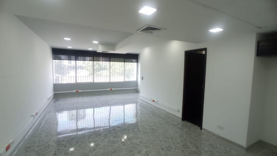 Oficina en arriendo en Santa María De Los Ángeles, Medellín, 43 m² · foto 4 de 4