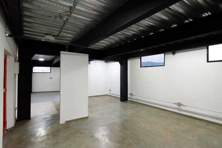 Bodega en arriendo en Campo Amor, Medellín, 100 m² · foto 4 de 10