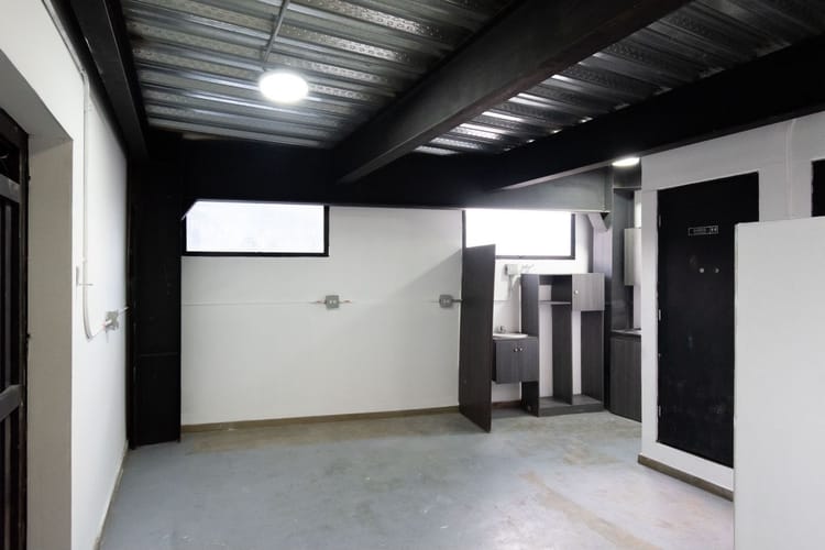 Bodega en arriendo en Campo Amor, Medellín, 100 m² · foto 7 de 10