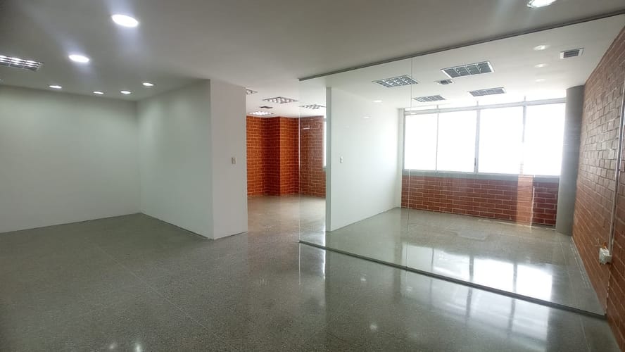 Local en arriendo en Shellmar, Medellín, 134 m² · foto 2 de 4