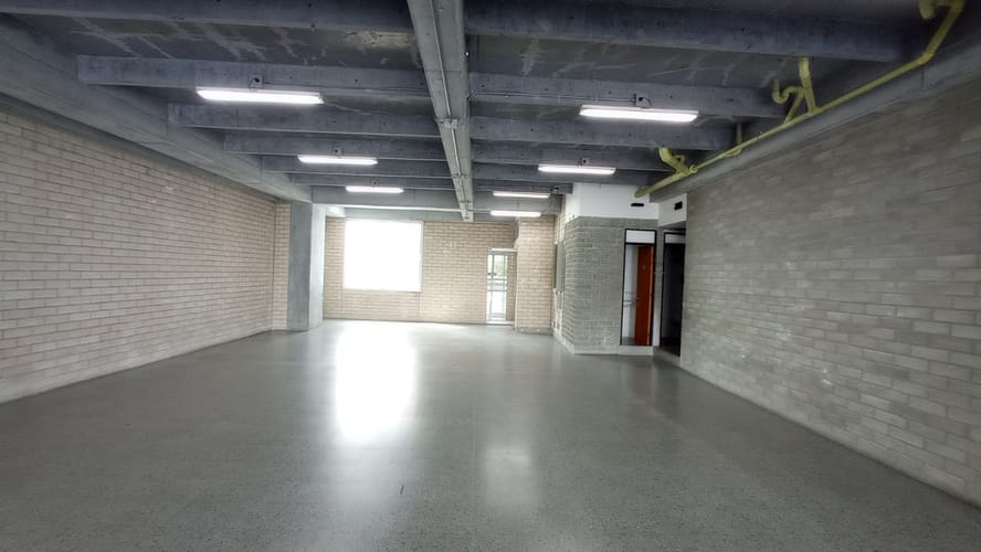 Oficina en arriendo en Guayabal, Medellín, 178 m² · foto 10 de 10