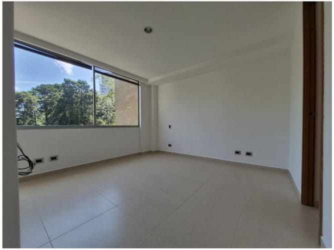 Apartaestudio en venta en Los Naranjos, Medellín, 56 m² · foto 8 de 13