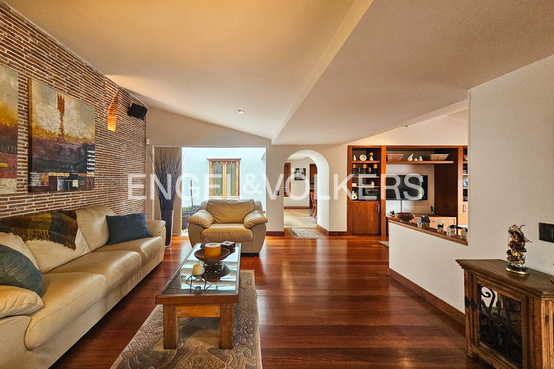 Casa en venta en Alhambra, Bogotá · foto 2 de 20