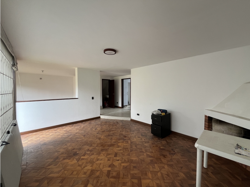 Casa en venta en Morato, Bogotá · foto 8 de 23