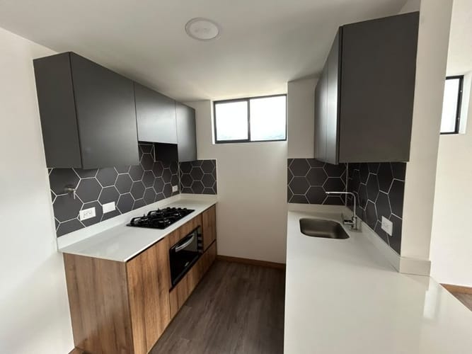 Apartamento de 2 alcobas en arriendo en Mayorca, Envigado, 74 m² · foto 5 de 11