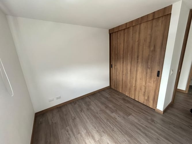 Apartamento de 2 alcobas en arriendo en Mayorca, Envigado, 74 m² · foto 7 de 11