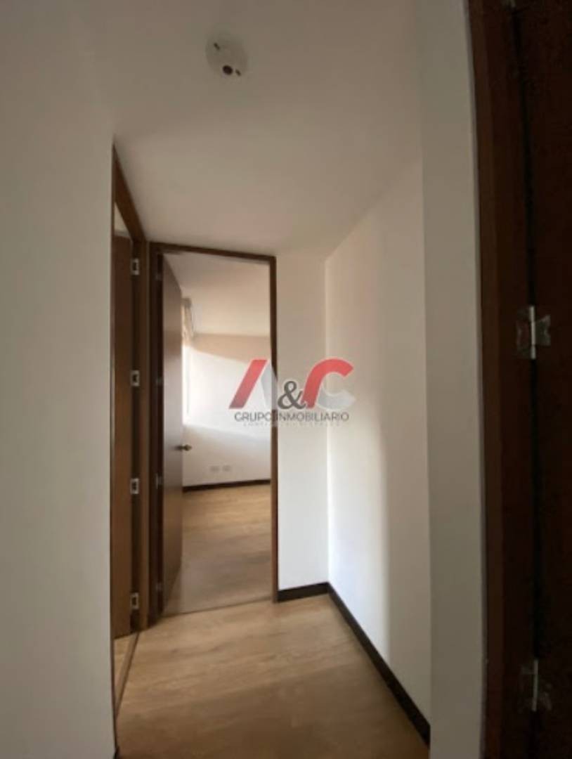 Apartamento en venta en San Jose, Mosquera · foto 4 de 17