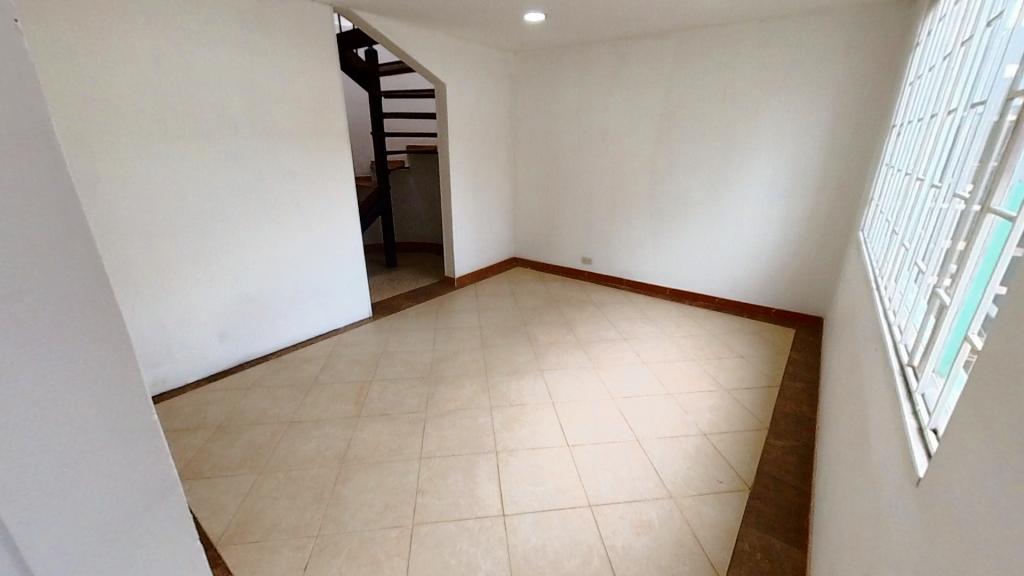 Casa en venta en Los Andes, Bogotá · foto 3 de 24
