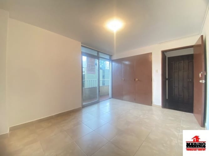 Oficina en arriendo en La Candelaria, Medellín, 25 m² · foto 3 de 12