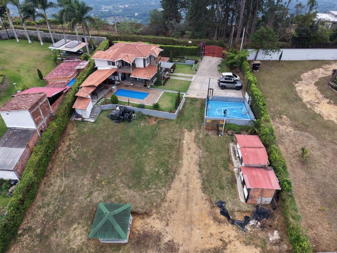 Lote en venta en Ruitoque Alto, Floridablanca, 3800 m² · foto 4 de 6