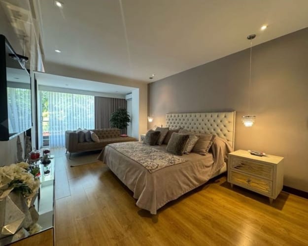 Casa de 3 alcobas en venta en Loma El Atravesado, Envigado, 210 m² · foto 6 de 14