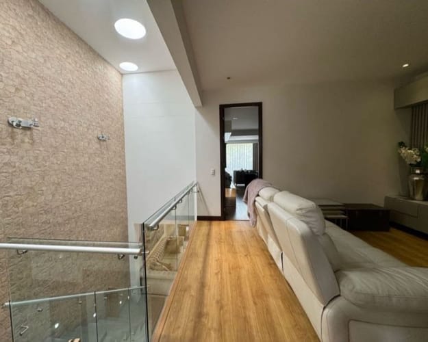 Casa de 3 alcobas en venta en Loma El Atravesado, Envigado, 210 m² · foto 5 de 14