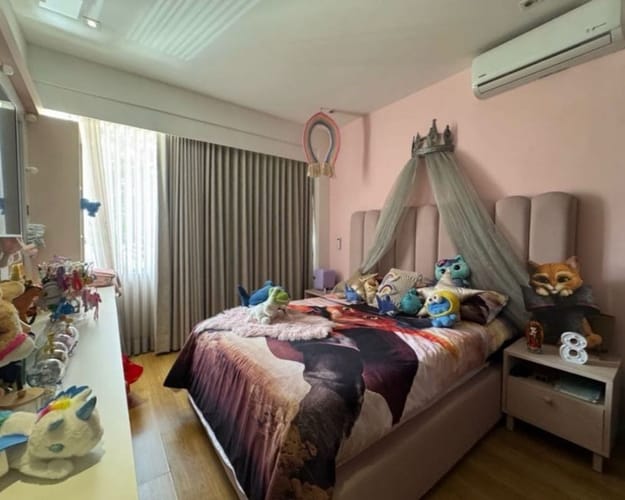 Casa de 3 alcobas en venta en Loma El Atravesado, Envigado, 210 m² · foto 9 de 14
