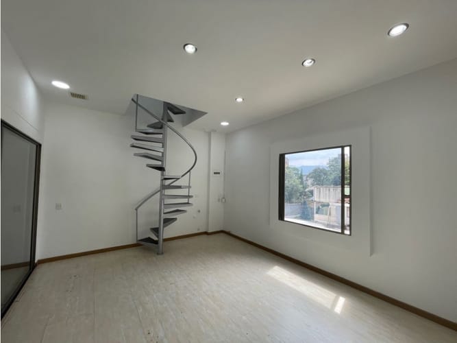 Local en arriendo en Alejandría, Medellín, 40 m² · foto 2 de 13