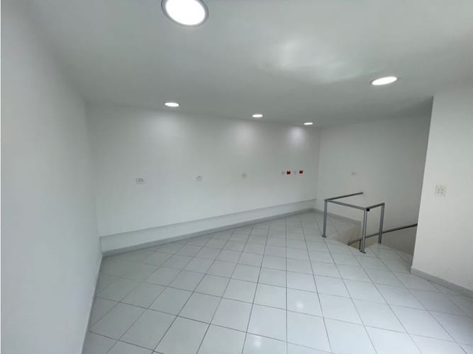 Local en arriendo en Alejandría, Medellín, 40 m² · foto 10 de 13