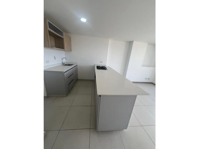 Apartaestudio en venta en Las Antillas, Envigado, 68 m² · foto 2 de 11