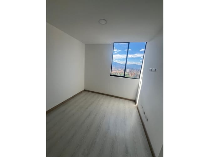 Apartaestudio en venta en Las Antillas, Envigado, 68 m² · foto 11 de 11