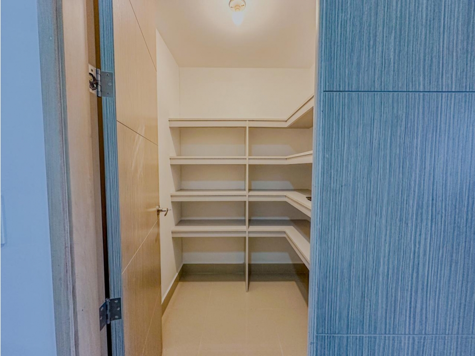 Apartamento en arriendo en El Poblado, Medellín · foto 14 de 24