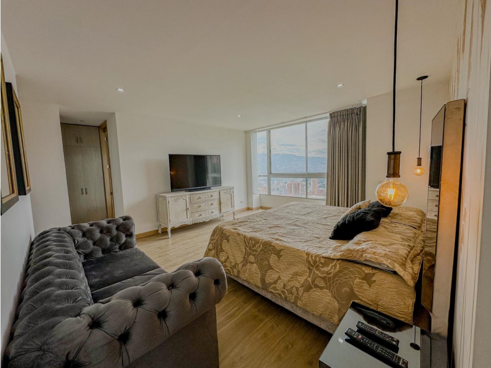 Apartamento en arriendo en El Poblado, Medellín · foto 18 de 24