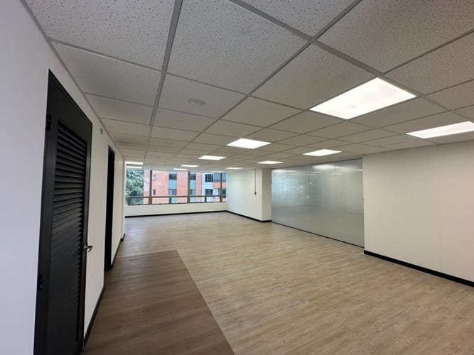 Oficina en arriendo en Calima, Cali, 150 m² · foto 7 de 16