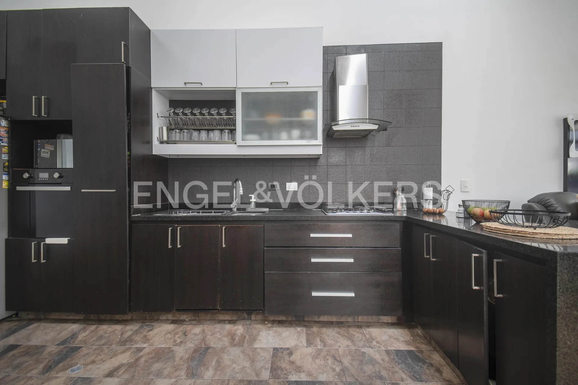 Casa en venta en Niza, Bogotá · foto 8 de 19