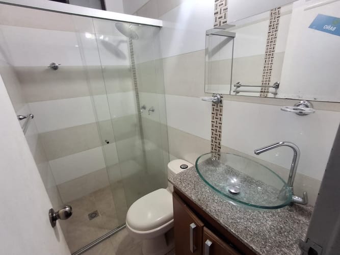 Local en arriendo en Las Acacias, Medellín, 200 m² · foto 13 de 19