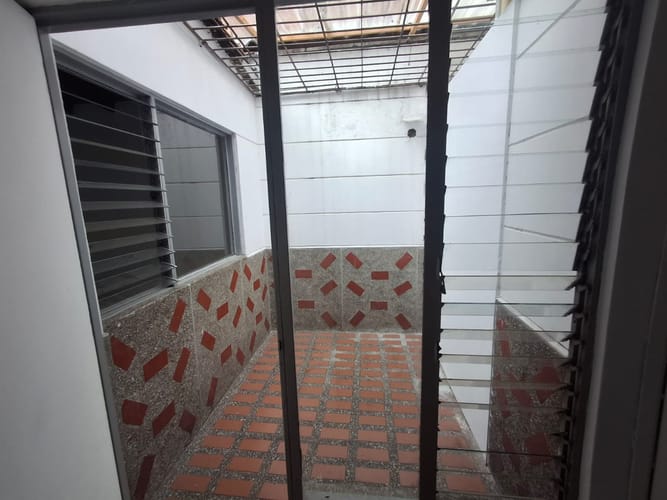 Local en arriendo en Las Acacias, Medellín, 200 m² · foto 17 de 19