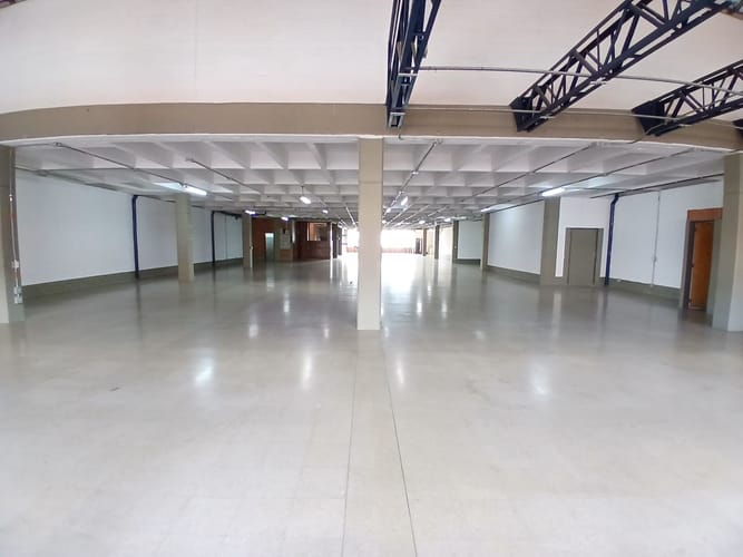 Bodega en arriendo en Santa Fe, Medellín, 870 m² · foto 8 de 10