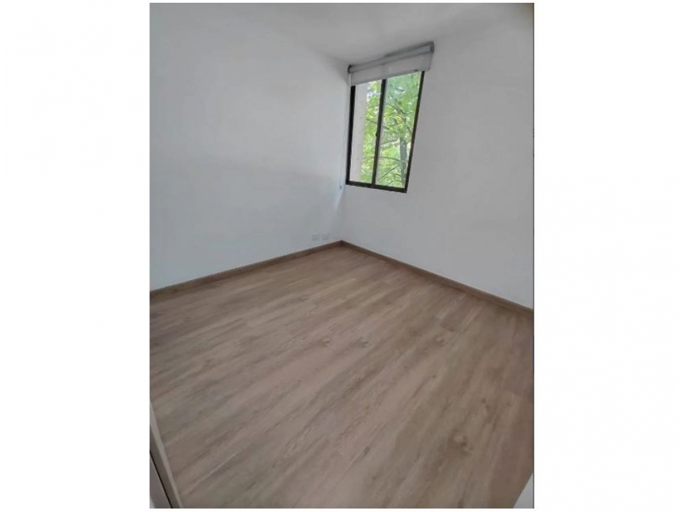 Apartamento en venta en El Poblado, Medellín · foto 2 de 8
