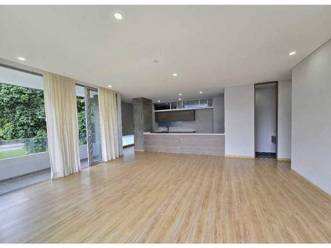 Apartamento de 2 alcobas en venta en Los Parra, Medellín, 143 m² · foto 4 de 15