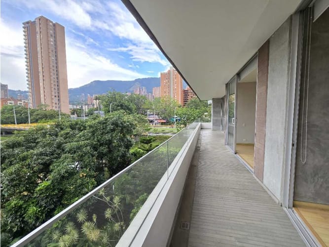 Apartamento de 2 alcobas en venta en Los Parra, Medellín, 143 m² · foto 14 de 15