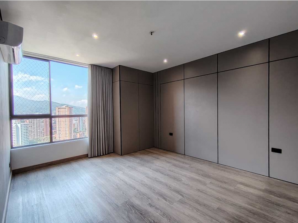 Apartamento en arriendo en Los Naranjos, Medellín · foto 11 de 24
