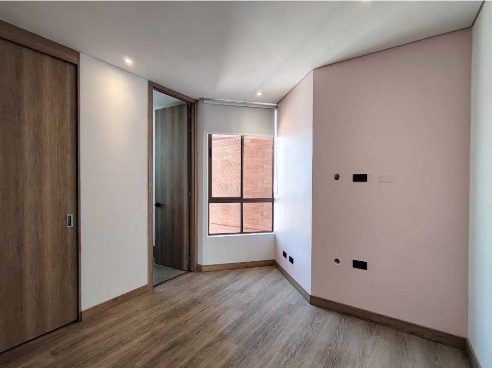Apartamento en arriendo en Los Naranjos, Medellín · foto 17 de 24