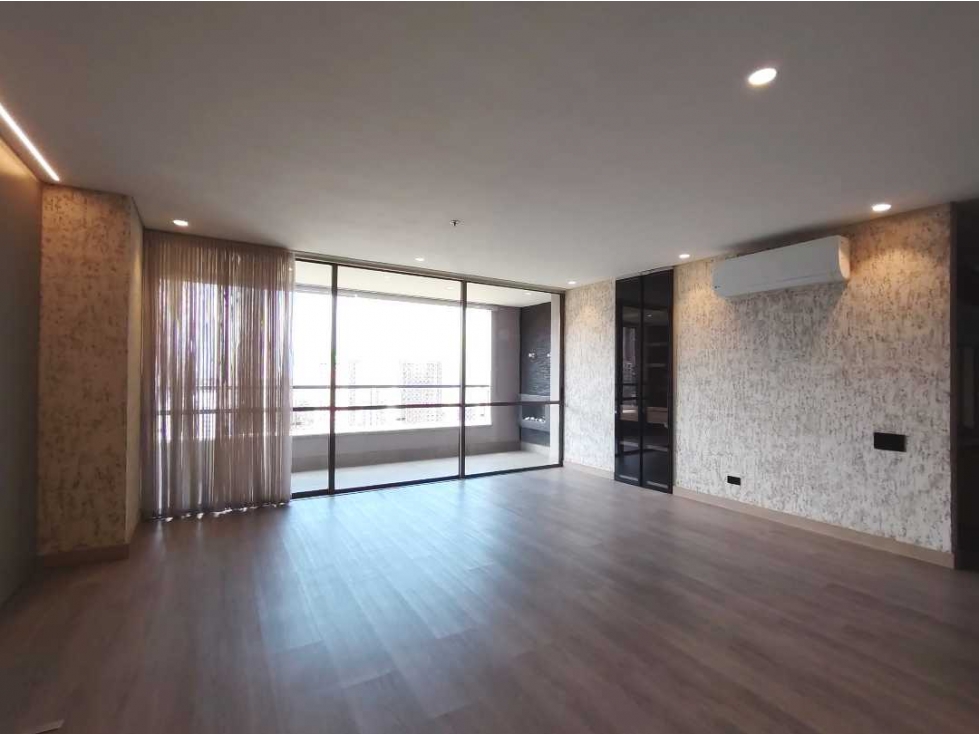 Apartamento en arriendo en Los Naranjos, Medellín · foto 24 de 24