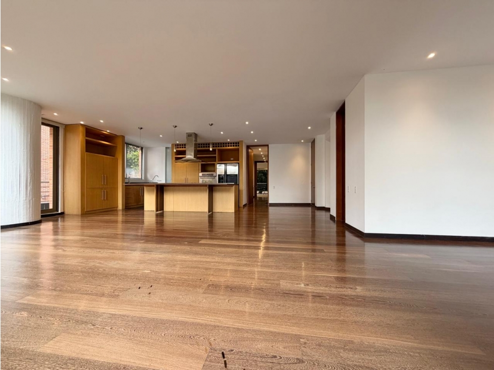 Apartamento en venta en Los Rosales, Bogotá · foto 4 de 14