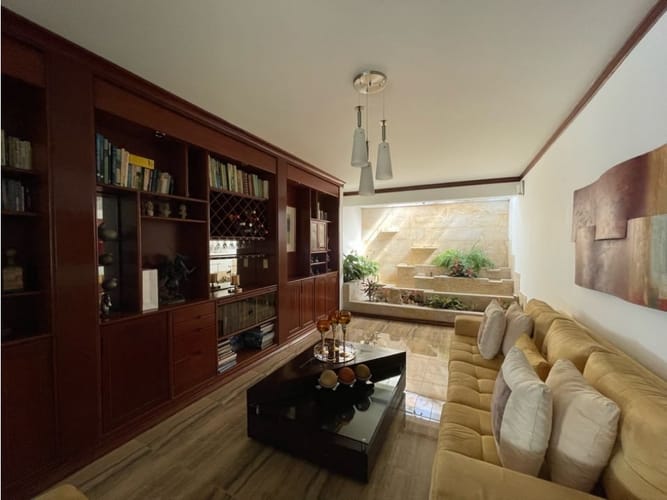 Casa de 5 alcobas en venta en La Morada, Cali, 1100 m² · foto 8 de 24