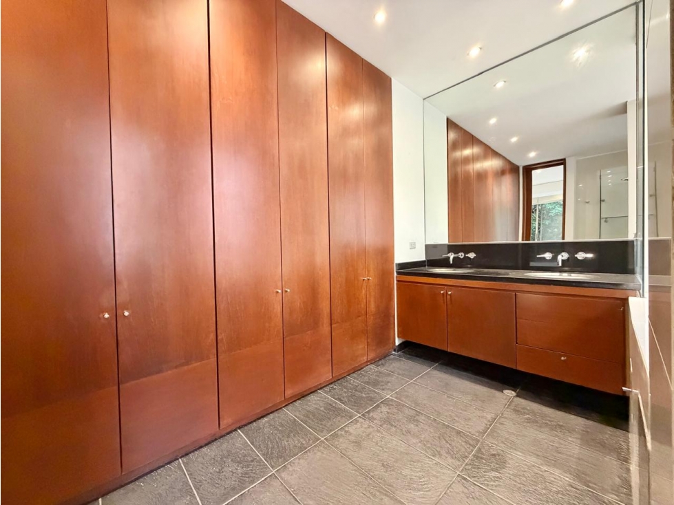 Apartamento en venta en Los Rosales, Bogotá · foto 13 de 14