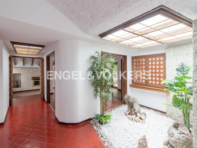 Casa de 3 alcobas en venta en Santa Barbara Alta, Bogotá, 345 m² · foto 3 de 16