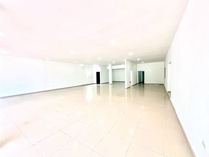 Local en arriendo en El Porvenir, Barranquilla, 380 m² · foto 5 de 10