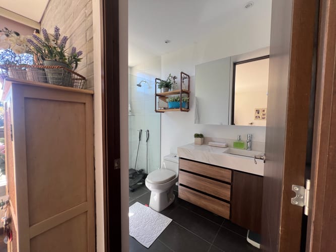 Apartamento de 2 alcobas en venta en Llano Grande, Rionegro, 120 m² · foto 3 de 5