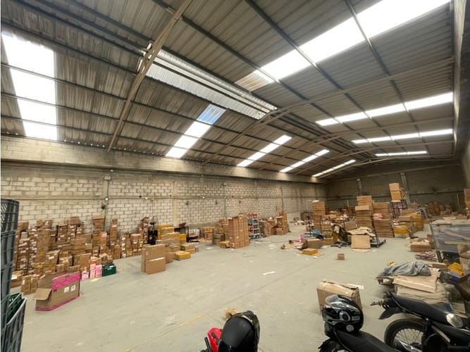 Bodega en arriendo en Juan Mina, Barranquilla, 748 m² · foto 3 de 8