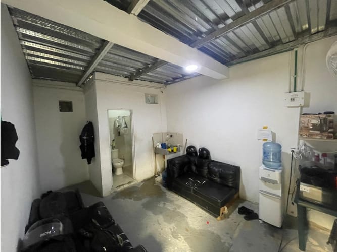 Bodega en arriendo en Juan Mina, Barranquilla, 748 m² · foto 6 de 8