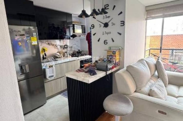 Apartamento de 3 alcobas en venta en Fontibon, Bogotá, 76 m² · foto 6 de 20