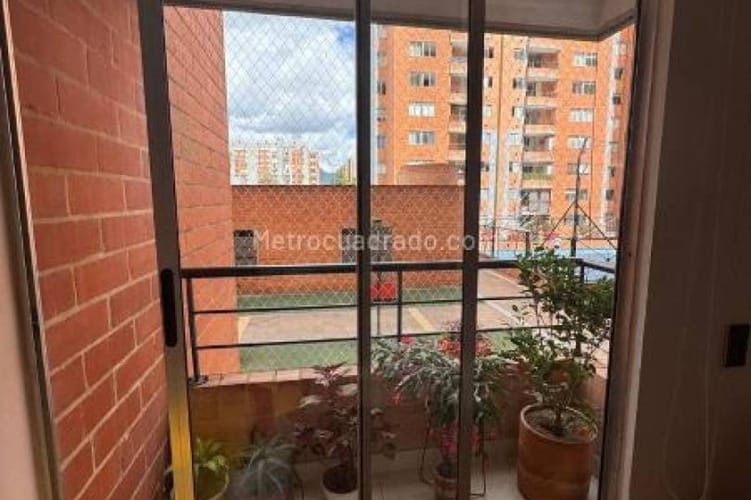 Apartamento de 3 alcobas en venta en Fontibon, Bogotá, 76 m² · foto 13 de 20