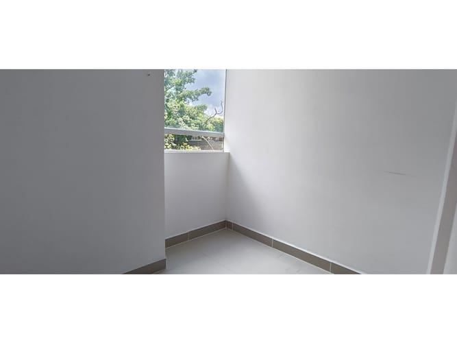 Oficina en arriendo en El Castillo, Medellín, 420 m² · foto 14 de 24