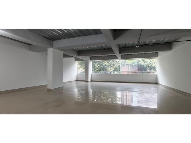 Oficina en arriendo en El Castillo, Medellín, 420 m² · foto 19 de 24