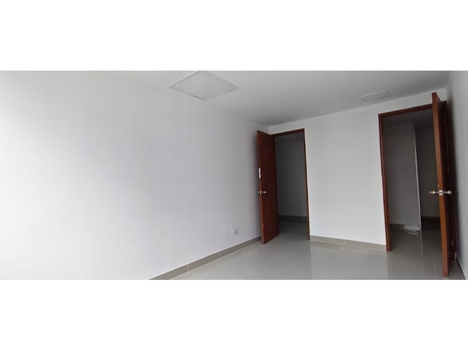 Oficina en arriendo en El Castillo, Medellín, 420 m² · foto 22 de 24