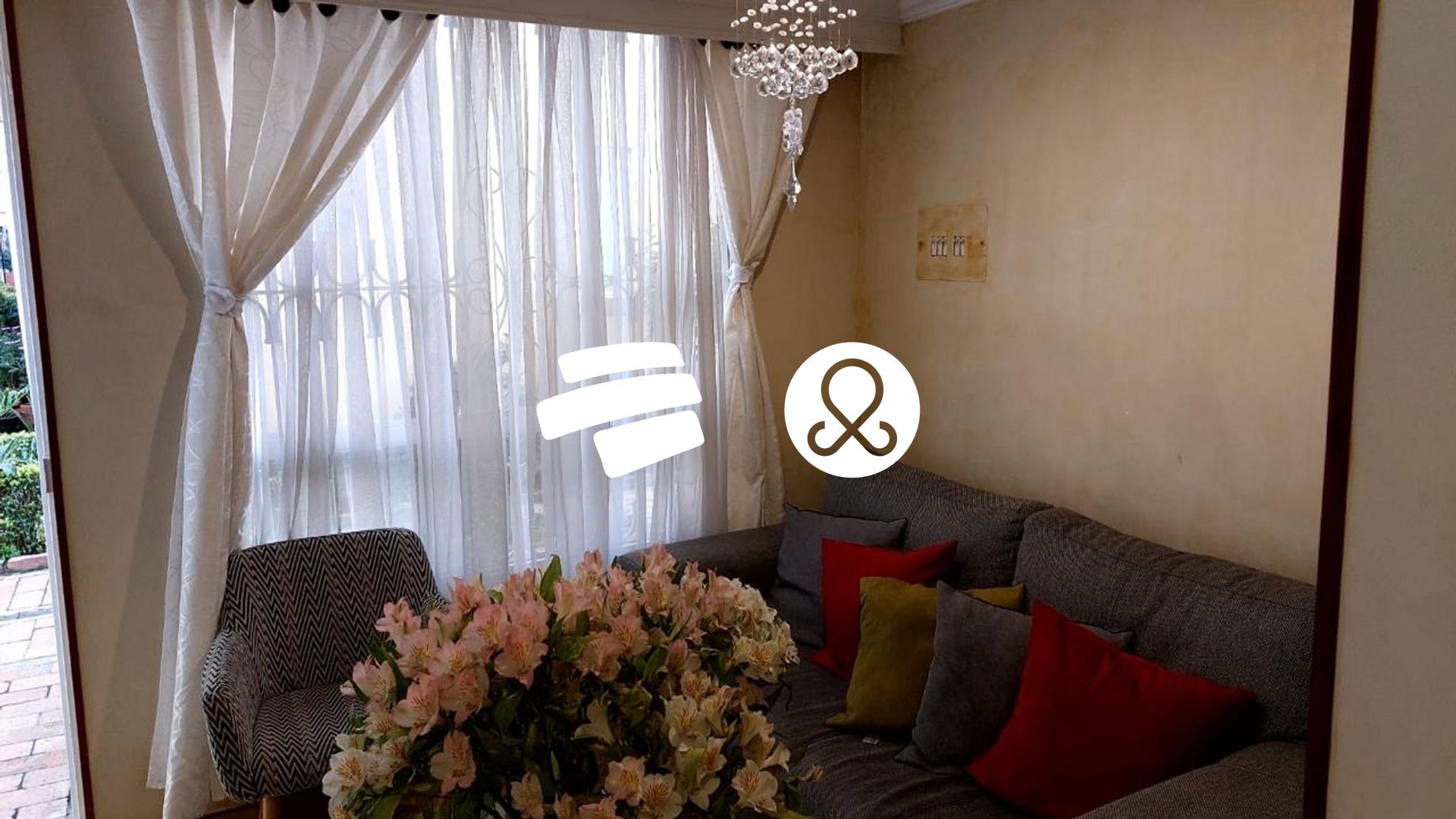 Casa en venta en Lagos De Torca, Bogotá · foto 2 de 8
